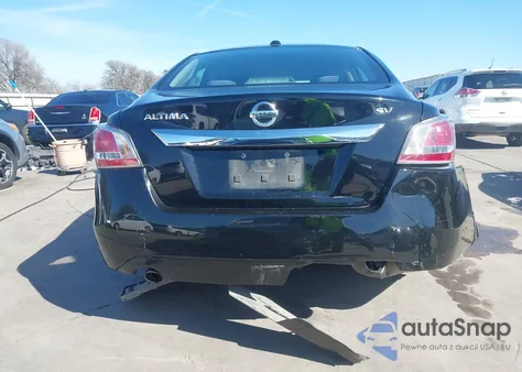 2015 Nissan Altima 2.5 Sv z USA, uszkodzony, nr VIN 1N4AL3AP4FC291821